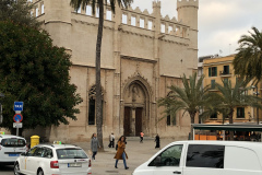 09B567CC-6F72-450E-98A3-FFF89940E1BE